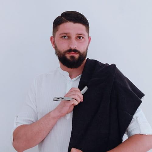 Старший барбер Степан